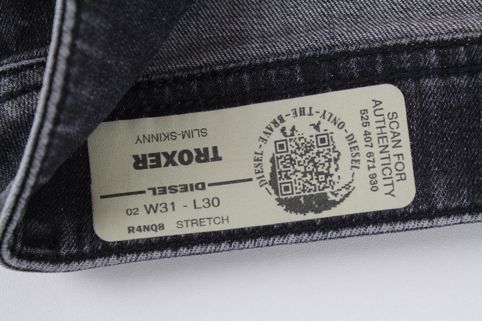 DIESEL Troxer R4NQ8 Men's Jeans W31/L30 Slim Fit Washed Grey Cotton Stretch