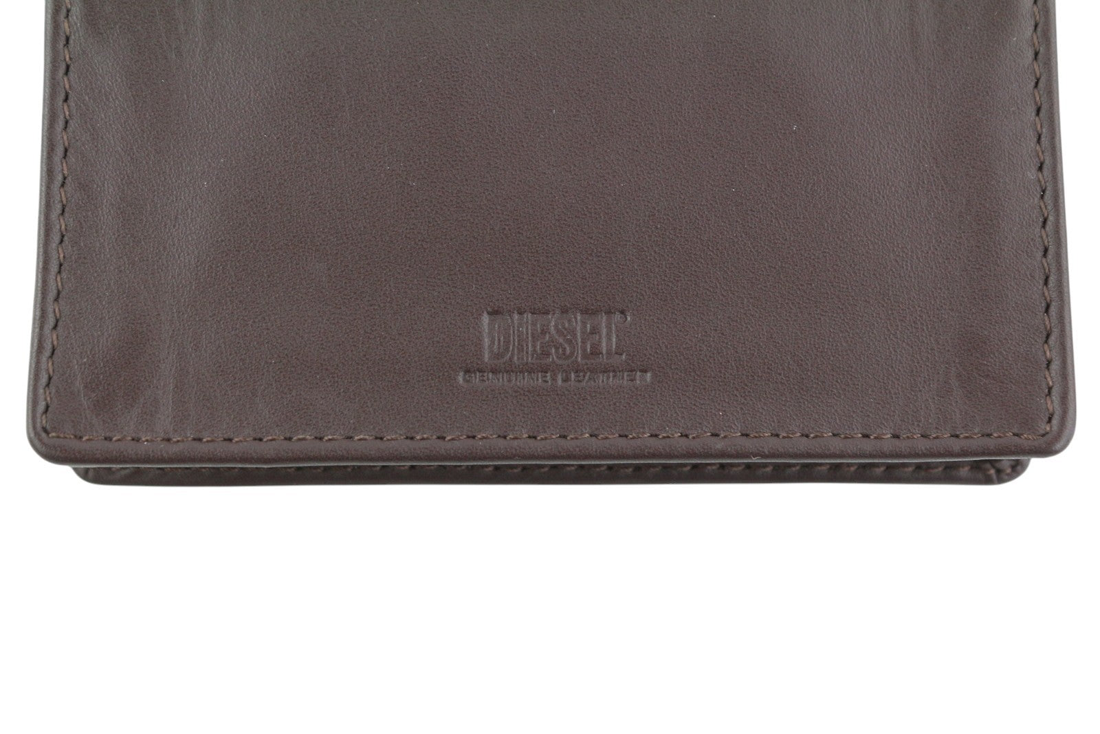 DIESEL Dukez Men Wallet OS Dark Brown Genuine Leather Silver Tone Detail Logo