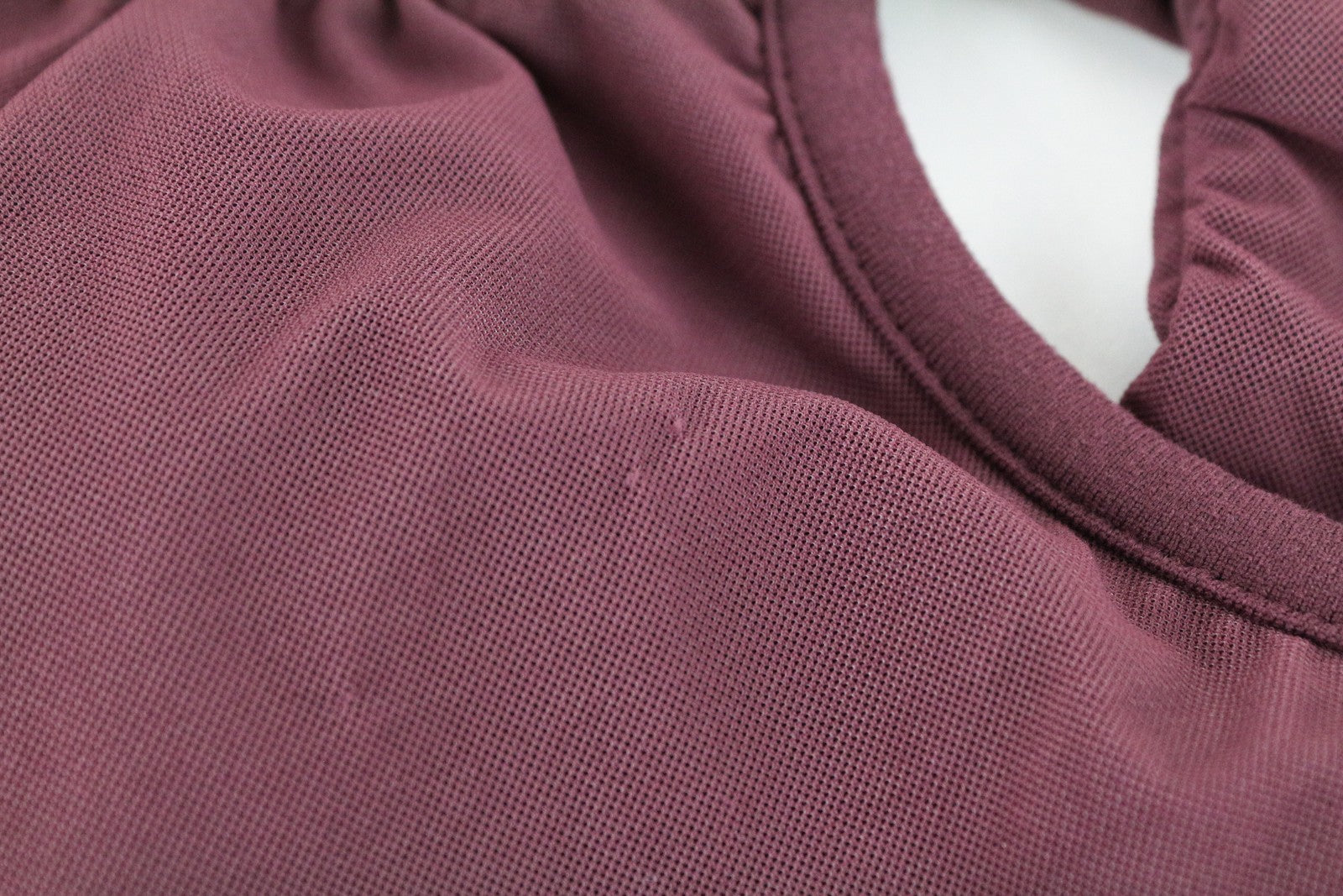 GYMSHARK Aura Women's Sport Bra XS Winter Berry Racerback Open Workout Stretch