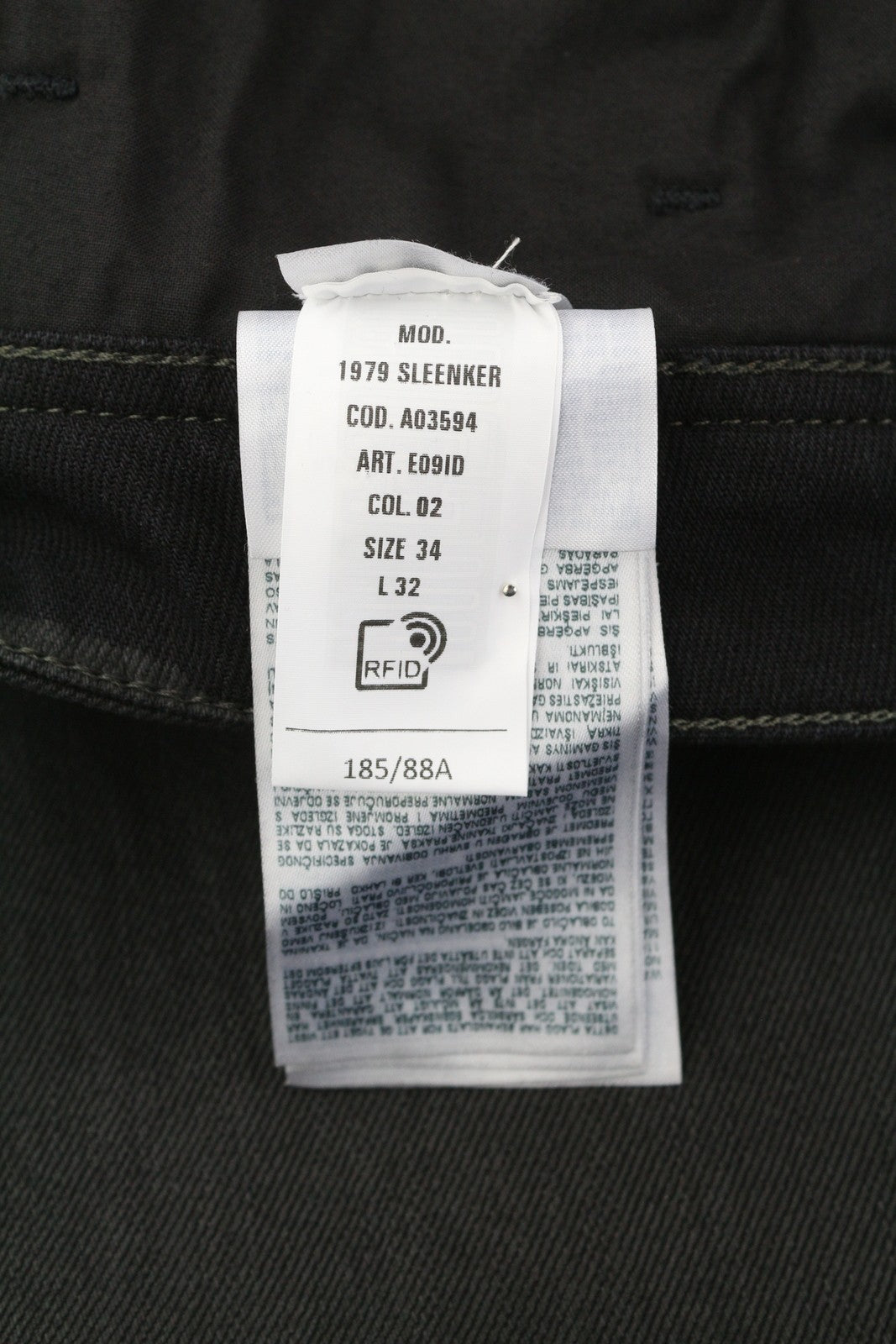 DIESEL 1979 Sleenker E09ID Men Jeans W34/L32 Slim Coated Shiny Zip Black RRP€225