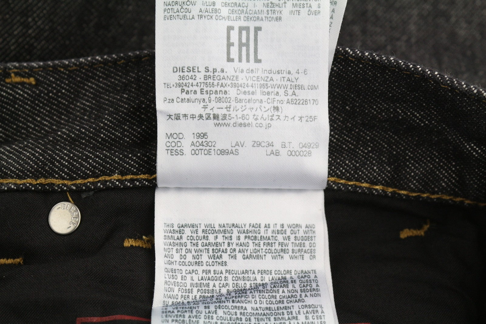 DIESEL 1995 Z9C34 Men Jeans W34/L30 Slim  Straight Leg Button Dark RRP€185