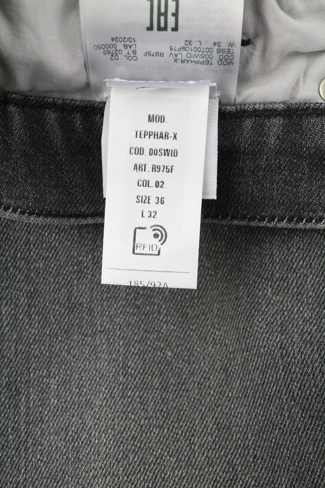 DIESEL Tepphar-X R975F Men Jeans W36/L32 Skinny  Buttoned Washed Grey RRP€175