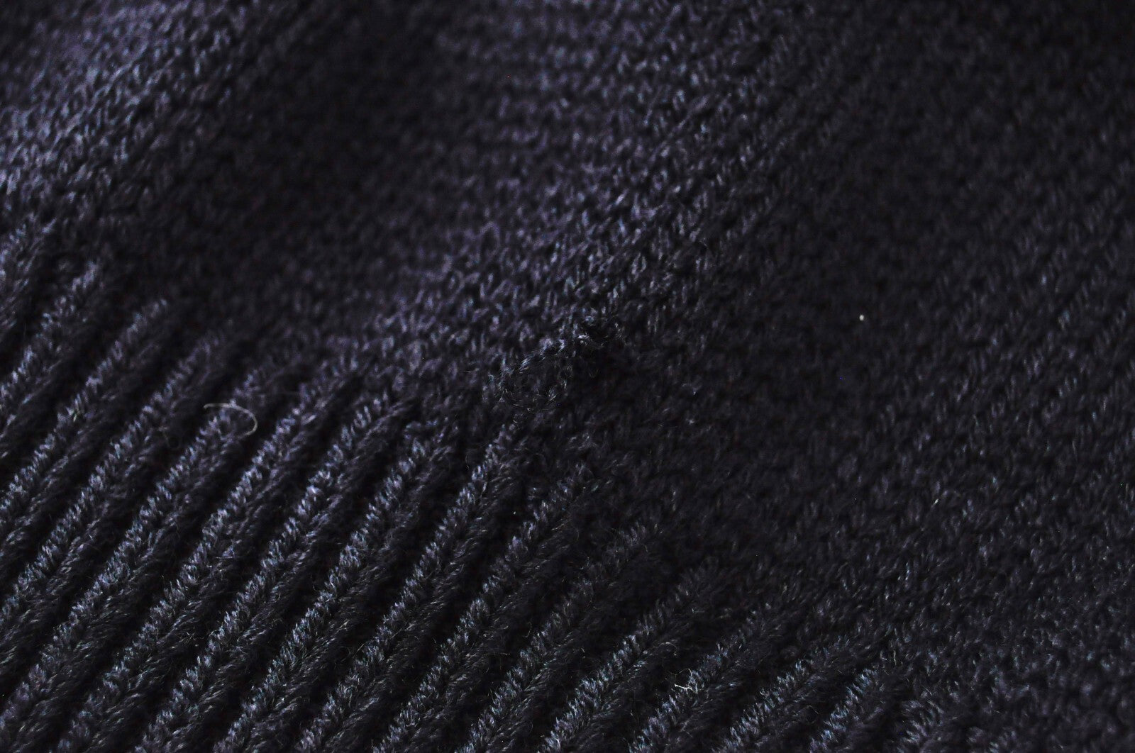 SUITSUPPLY SUISTUDIO Womens Sweatshirt M Navy Wool Blend Holiday Sweater Warm