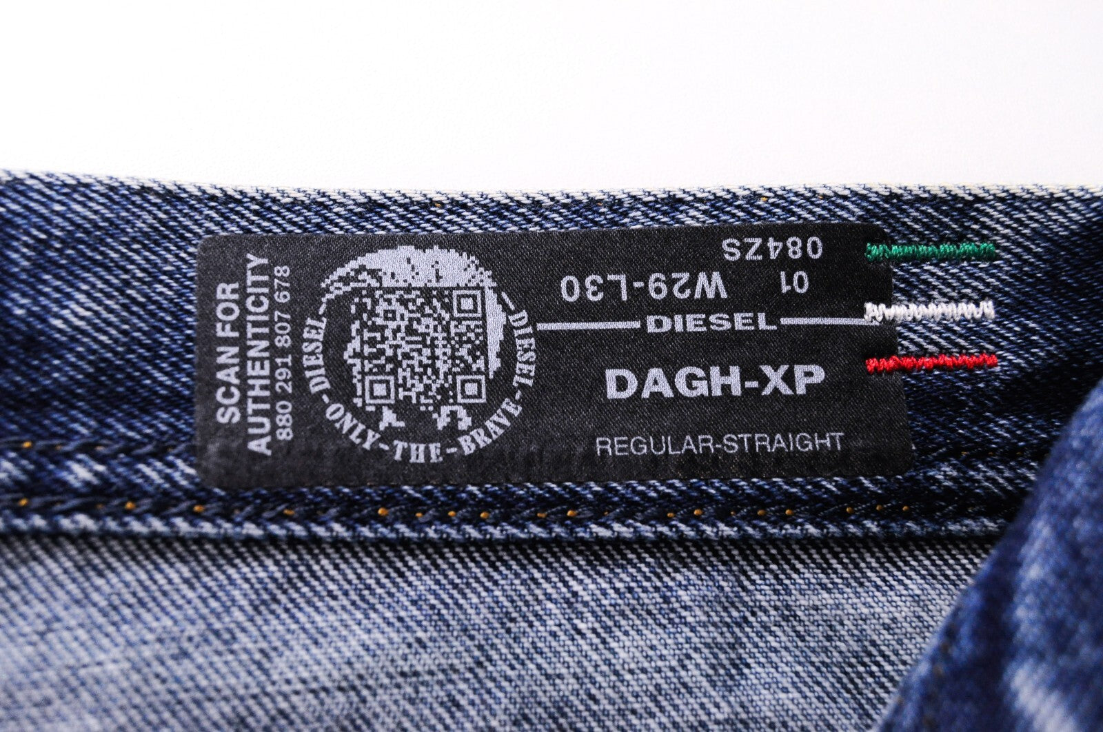 DIESEL Mens Jeans W29/L30 Distressed Blue Regular Straight  Dagh-XP 084ZS