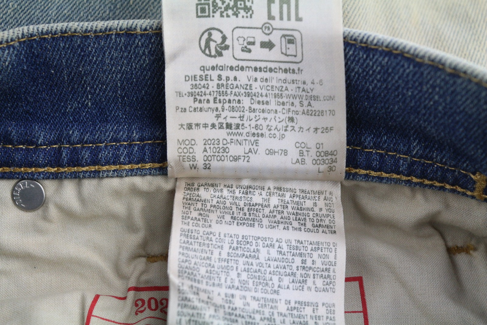 DIESEL 2023 D-Finitive 09H78 Men Jeans W32/L30 Regular  Tapered Blue RRP€295