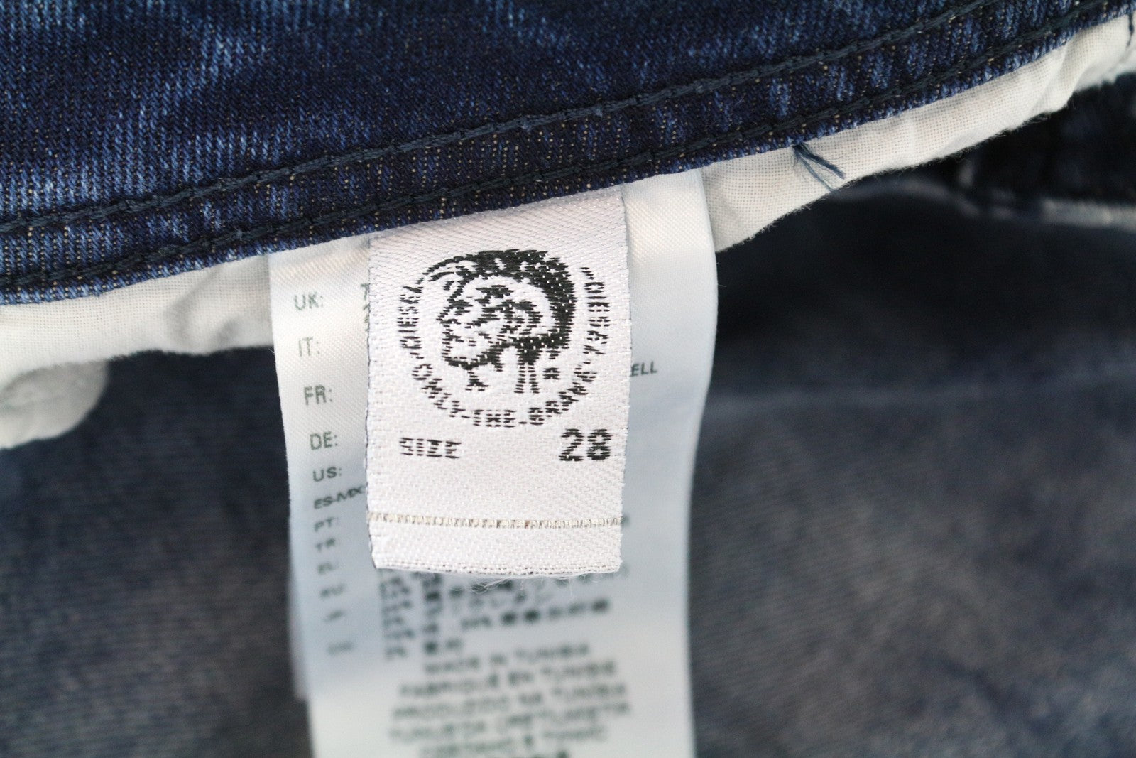 DIESEL Iakop R8Q1A Men's Slim Tapered W28 L30 Jeans Blue Cotton Stretch Ripped