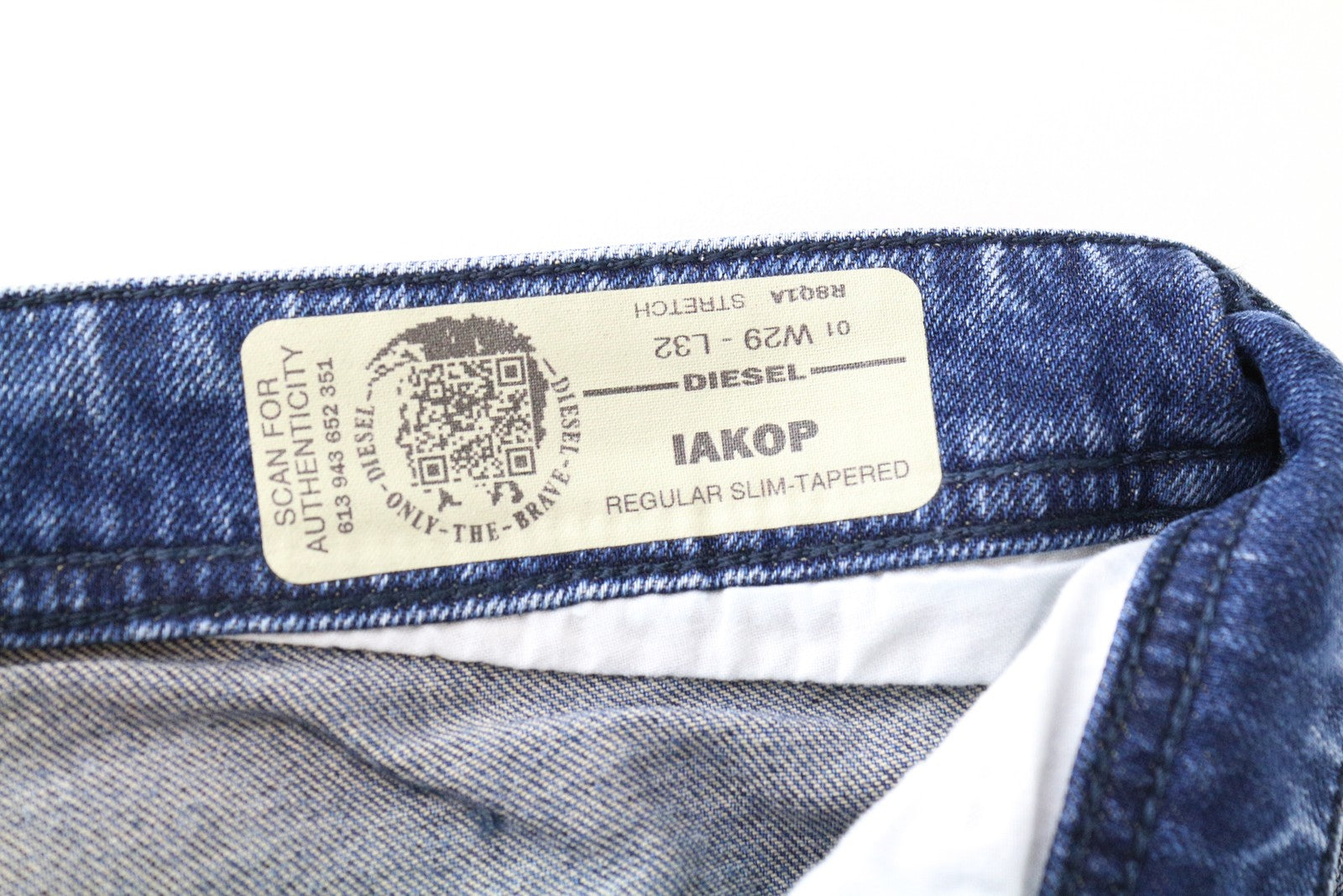 DIESEL Iakop R8Q1A W29 L32 Blue Tapered Denim Jeans Slim Fit Stretch for Men's