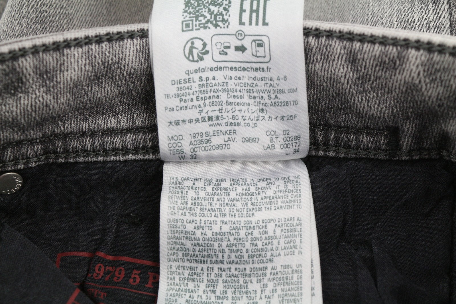 DIESEL 1979 Sleenker E9B97 Men Jeans W32/L34 Skinny Low Waist Distress RRP€250