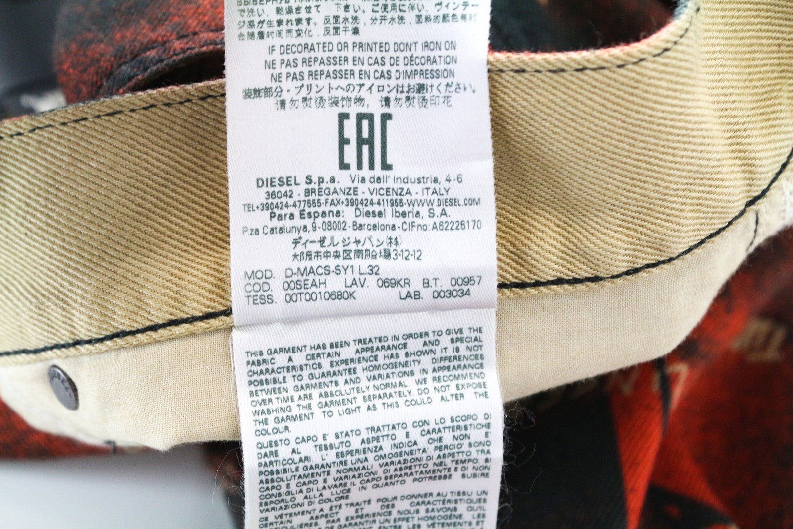 DIESEL D-Macs-SY1 069KR Straight Fit W34 L32 Men Jeans Red Cotton Printed Style