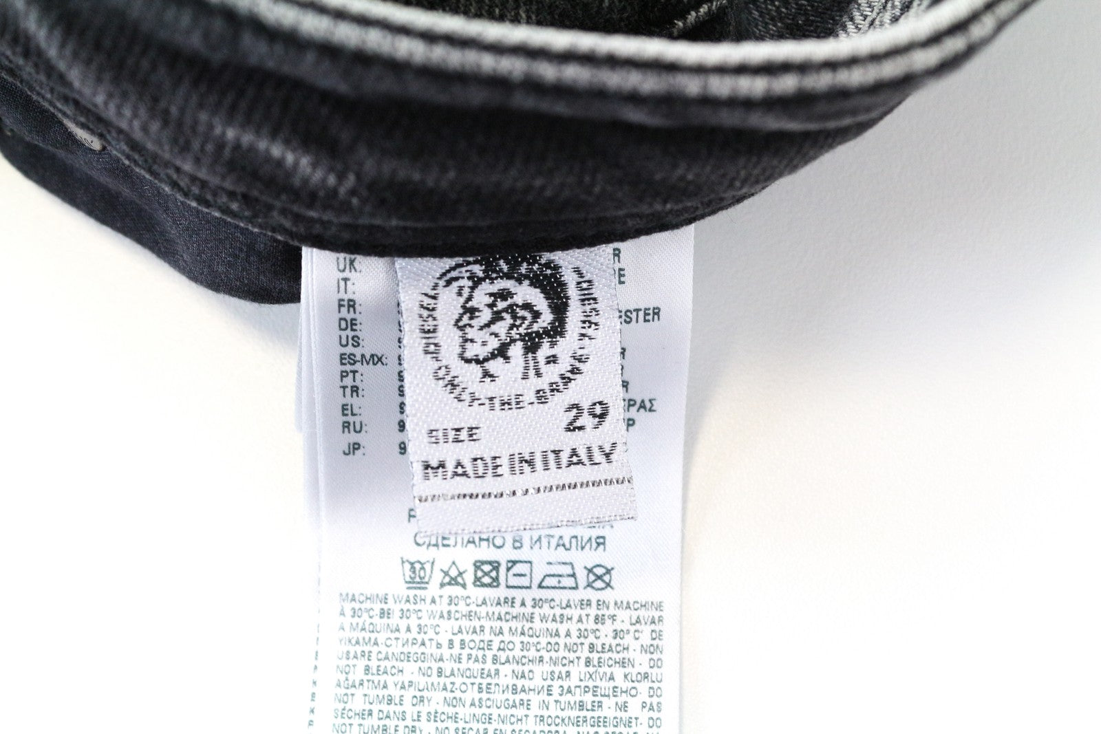 DIESEL Deepzip 084WQ W29 L32 Men's Slim Carrot Jeans Washed Grey Cotton Stretch