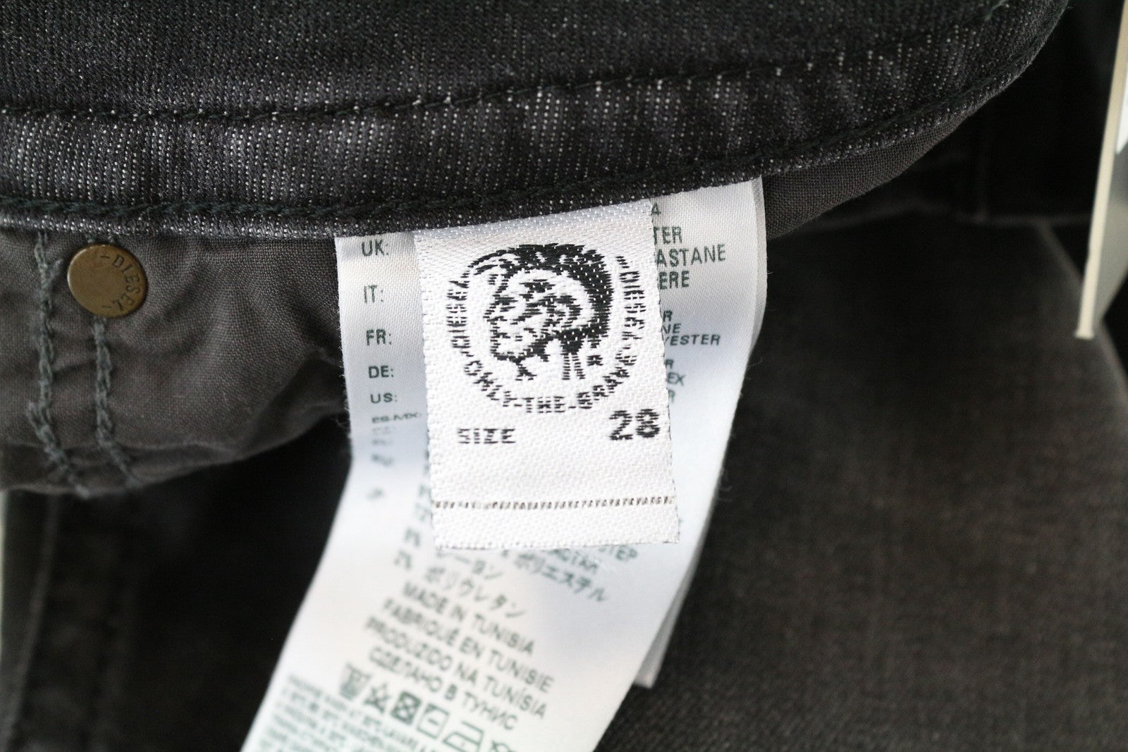 DIESEL Akee 0687J Men's Jeans W28 L30 Grey Cotton Slim Taper Fit Washed Style