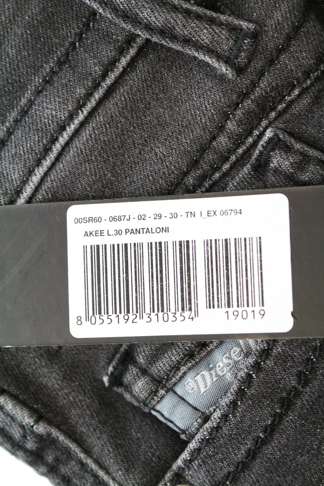 DIESEL Akee 0687J Slim Taper Fit W29 L30 Denim Grey Stretch Cotton Jeans Men's