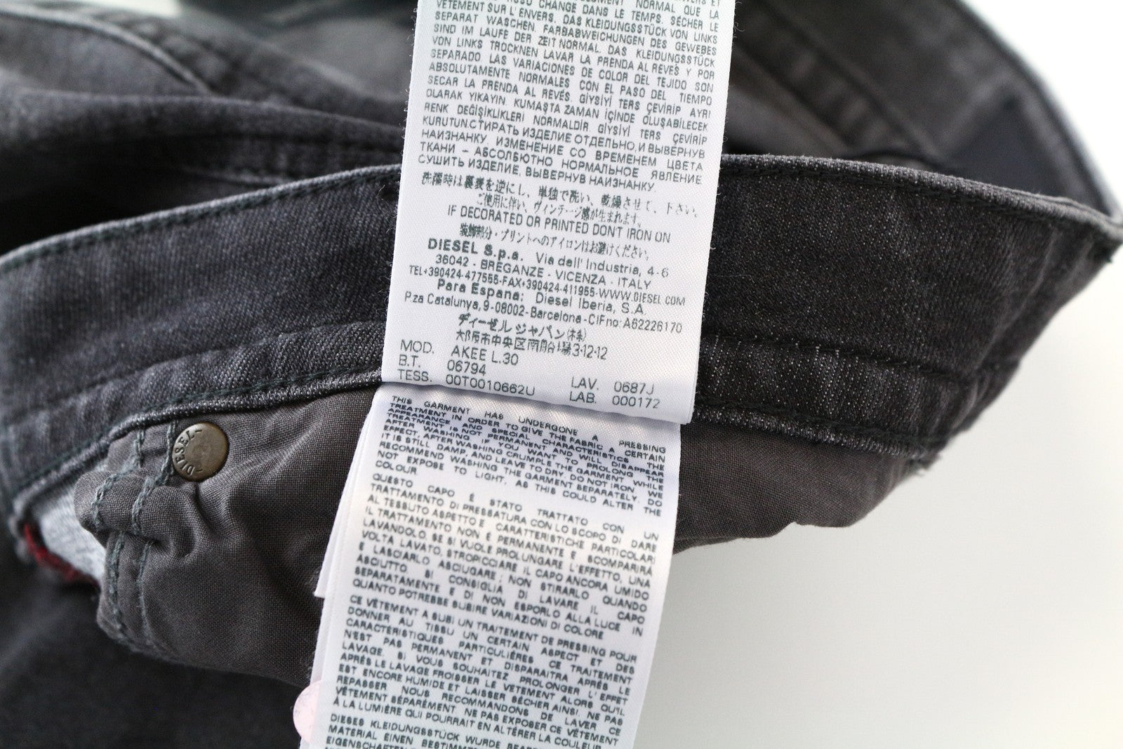 DIESEL Akee 0687J Slim Taper Fit W29 L30 Denim Grey Stretch Cotton Jeans Men's