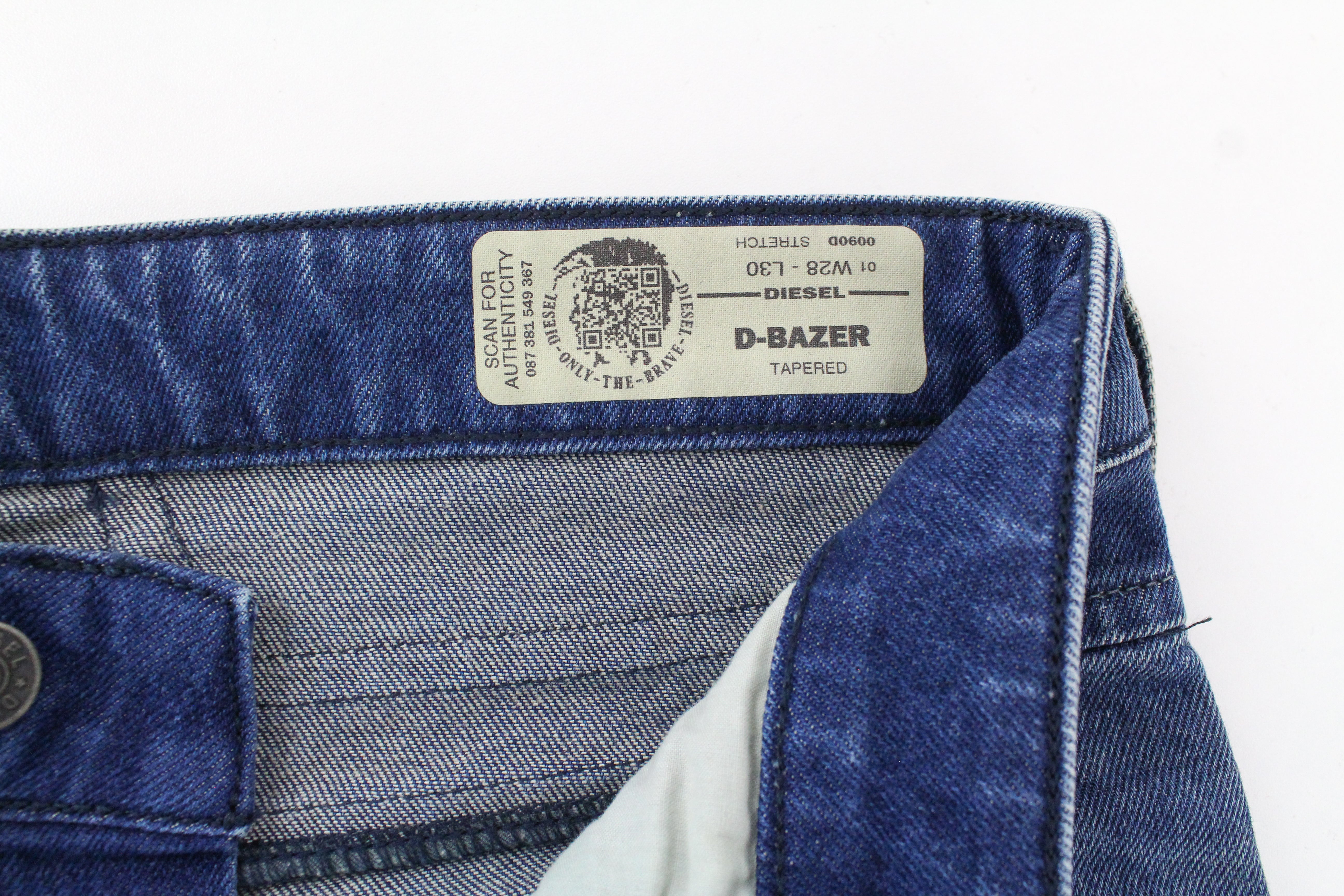 DIESEL D-Bazer 0090D Men's Jeans W28/L30 Tapered Blue Stretch Cotton Urban