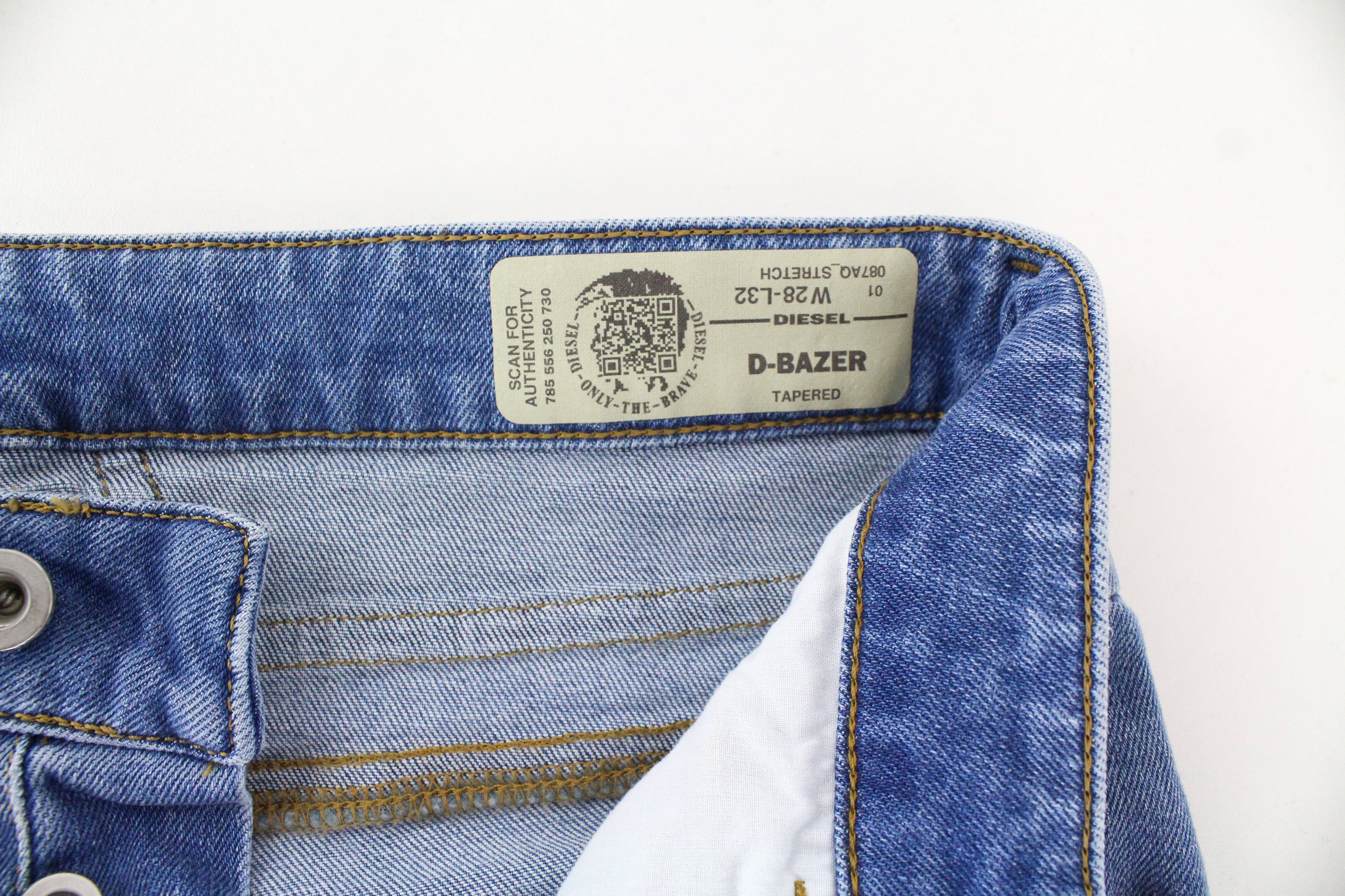 DIESEL  D-Bazer 087AQ Men's Jeans W28/L32 Light Blue Taper Fit Stretch Jeans