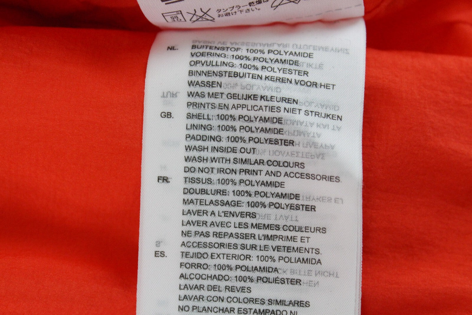 G-STAR vyriška oranžinė striukė-liemenė S dydžio, su paminkštinimu, unikaliomis užtrauktukais ir nuimamomis rankovėmis. 