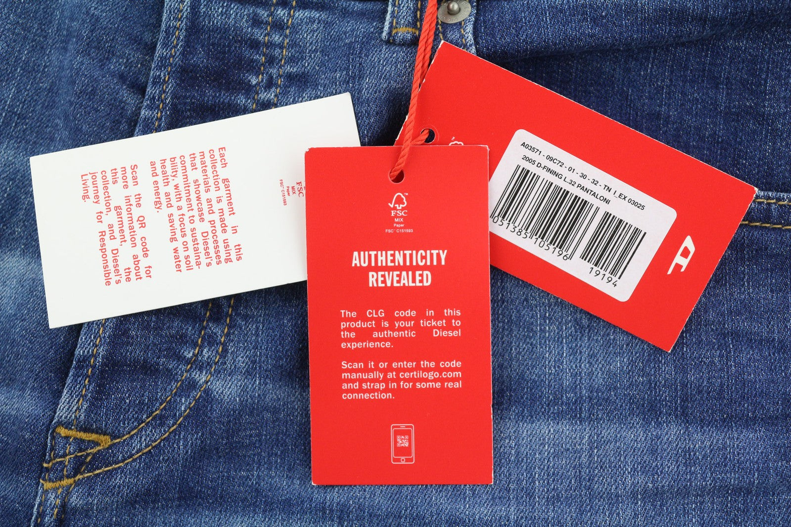 DIESEL 2005 D-Fining 09C72 vyriški džinsai W30/L32 vidutinio juosmens, įprasto dydžio, siaurėjančios, rekomenduojama kaina – 225 € 