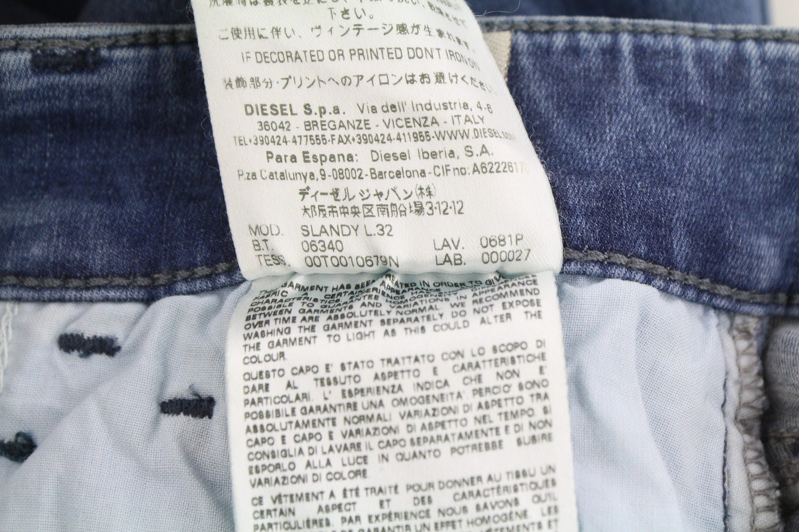 DIESEL Slandy 0681P Women Jeans W25/L32 Super Slim Skinny Regular Waist RRP155