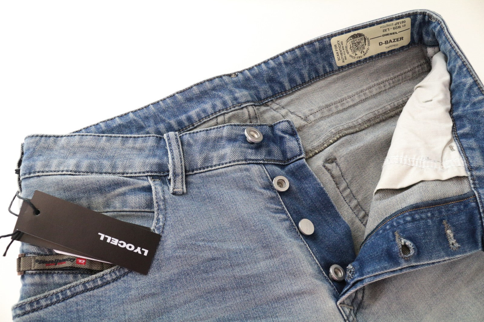 DIESEL D-Bazer 081AP Men's Jeans W29/L32 Light Blue Cotton Wash Taper Fit