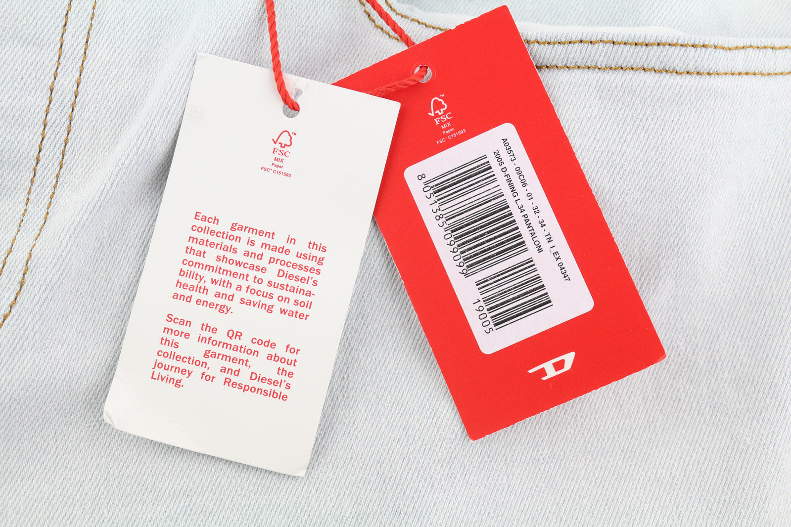 DIESEL 2005 D-Fining 09C06 vyriški džinsai W32/L34 įprasto kirpimo, siaurėjančiomis klešnėmis, vidutinio juosmens aukštyje 