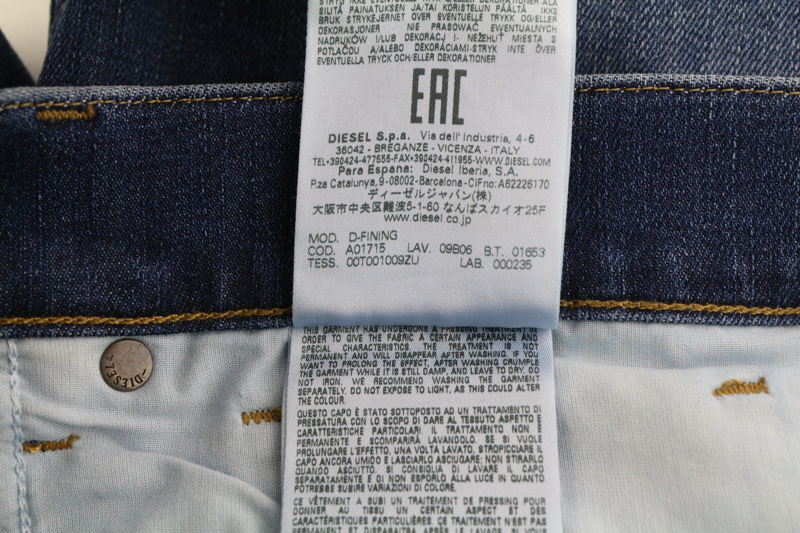 DIESEL D-Fining 09B06 Men Jeans W31/L34 Tapered Stretch Buttoned Washed Denim