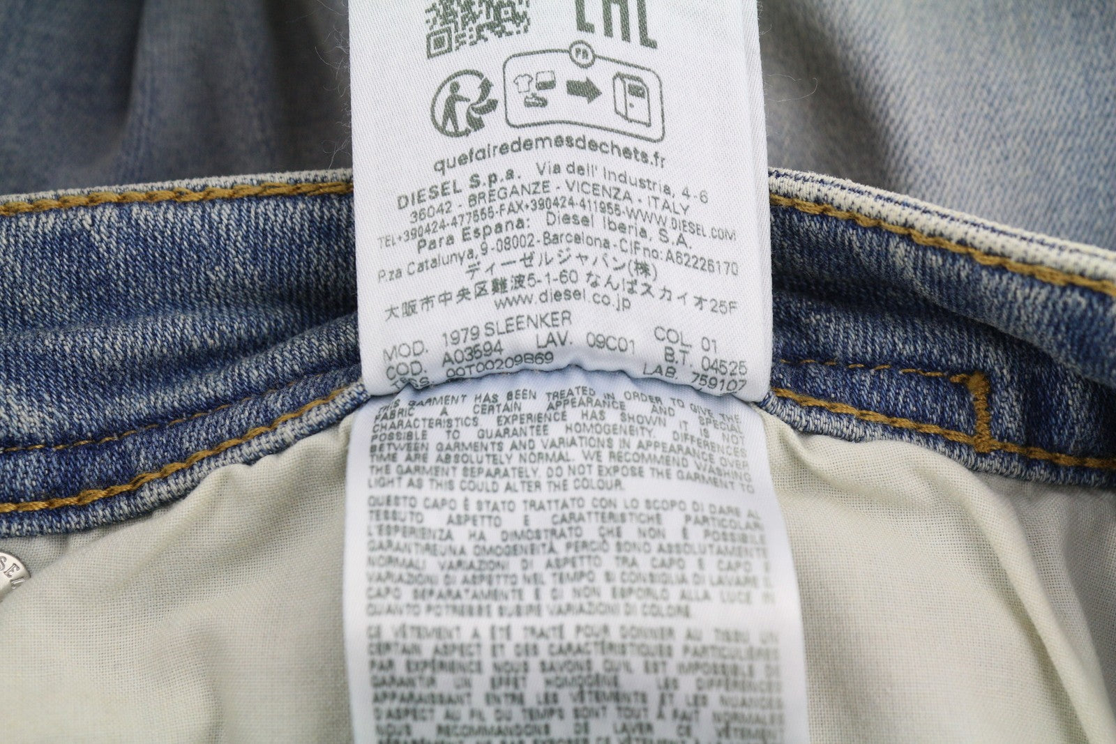 DIESEL 1979 Sleenker E9C01 Men Jeans W36/L32 Skinny Distress Blue RRP€275