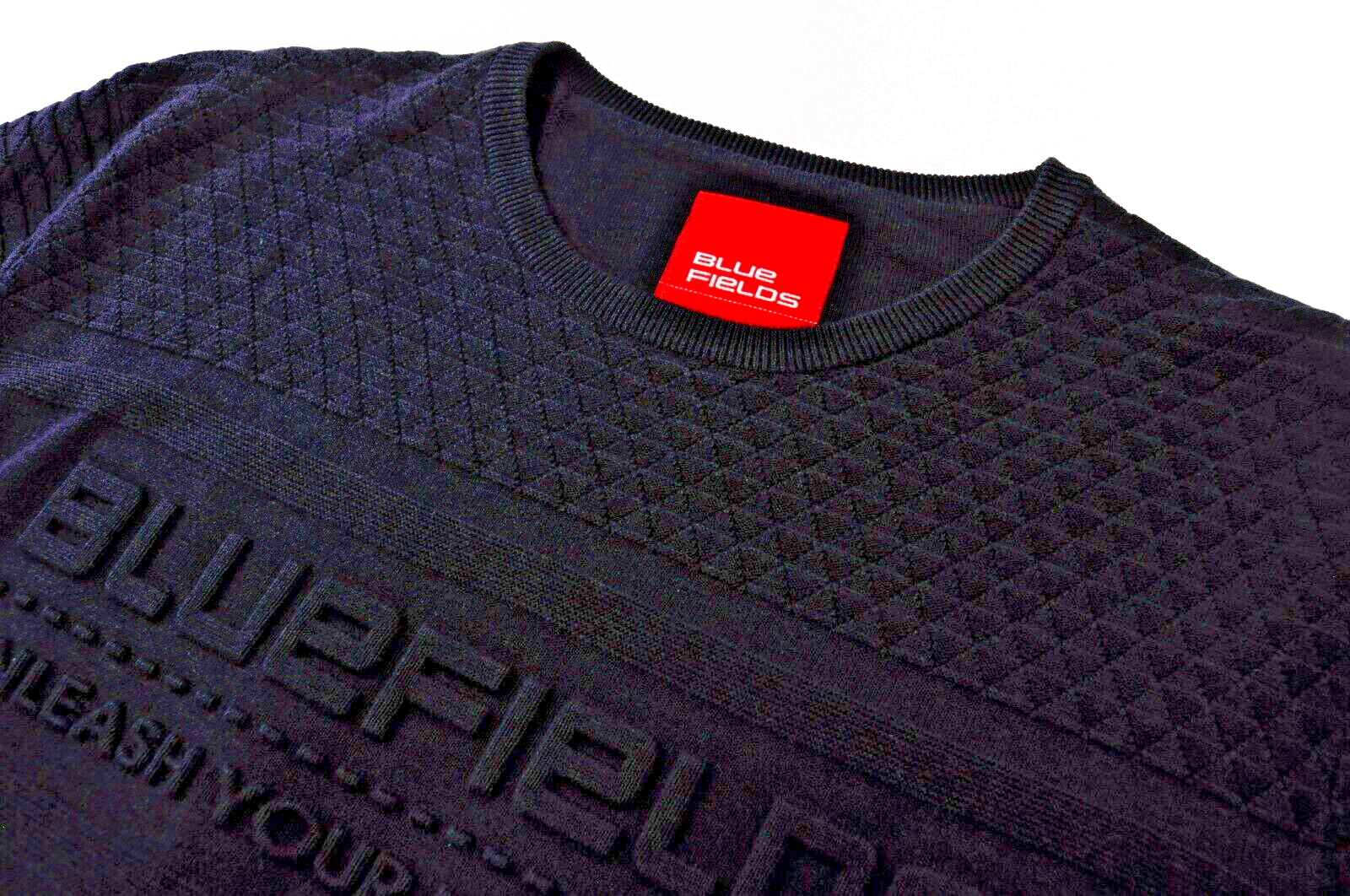 BLUE FIELDS Men Knit Pullover L Navy Round Neck Logo Long Sleeve Sweater