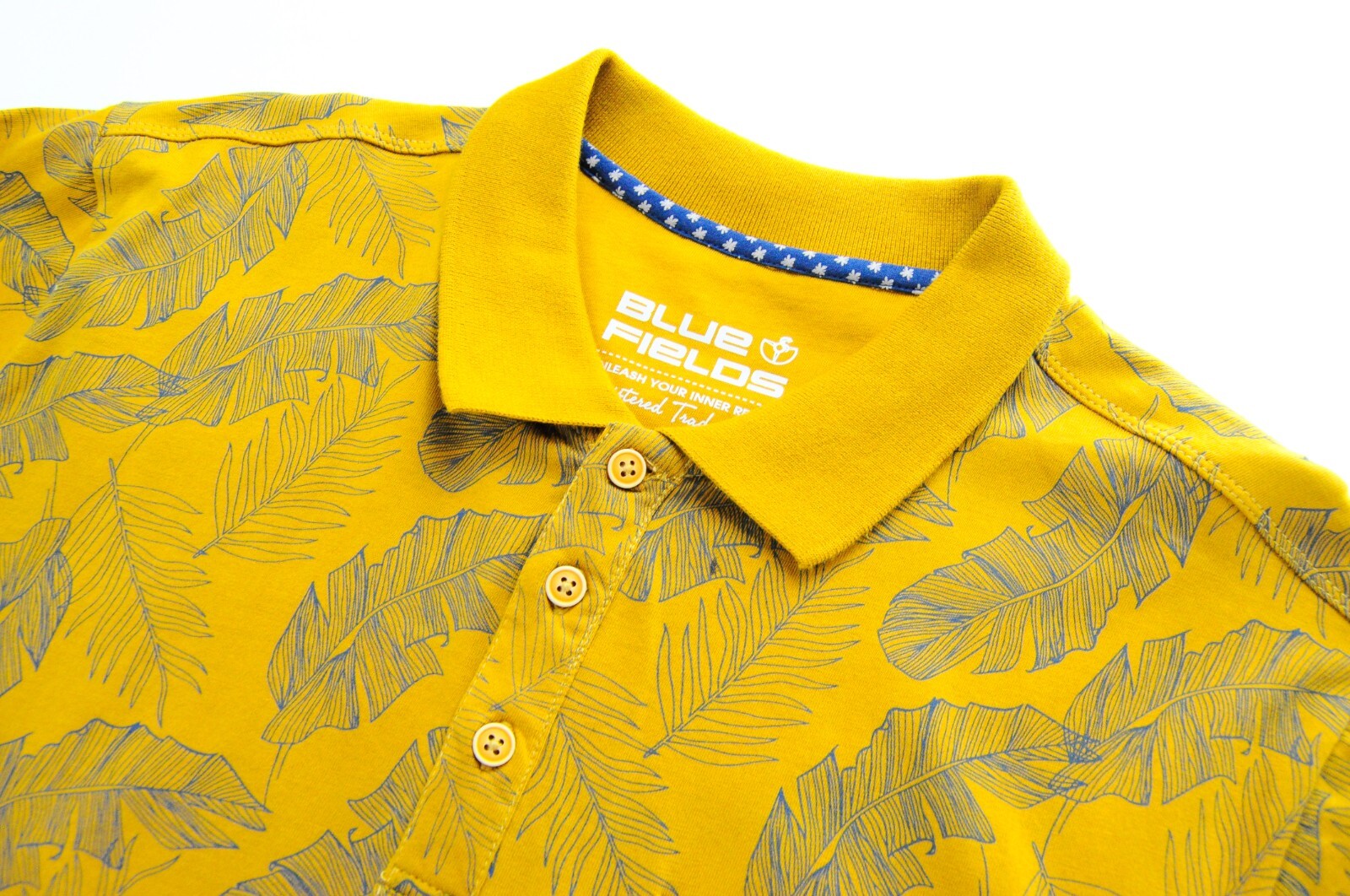 BLUE FIELDS Men Polo Shirt L Yellow Leaf Print Collared Short Sleeve Casual