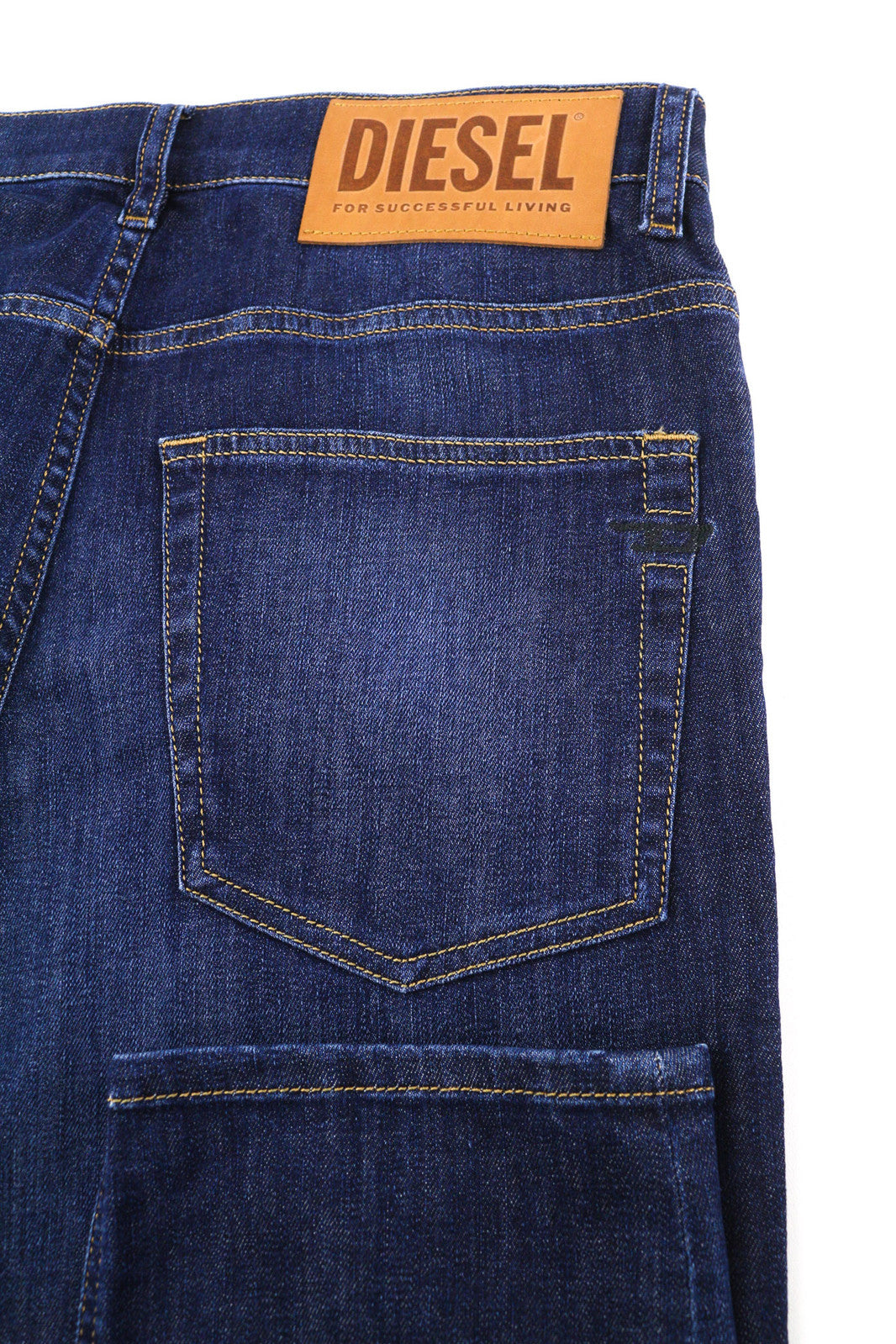 DIESEL D-Fining 009ZU Men Jeans W30/L30 Tapered Fit Stretch Washed Denim Blue