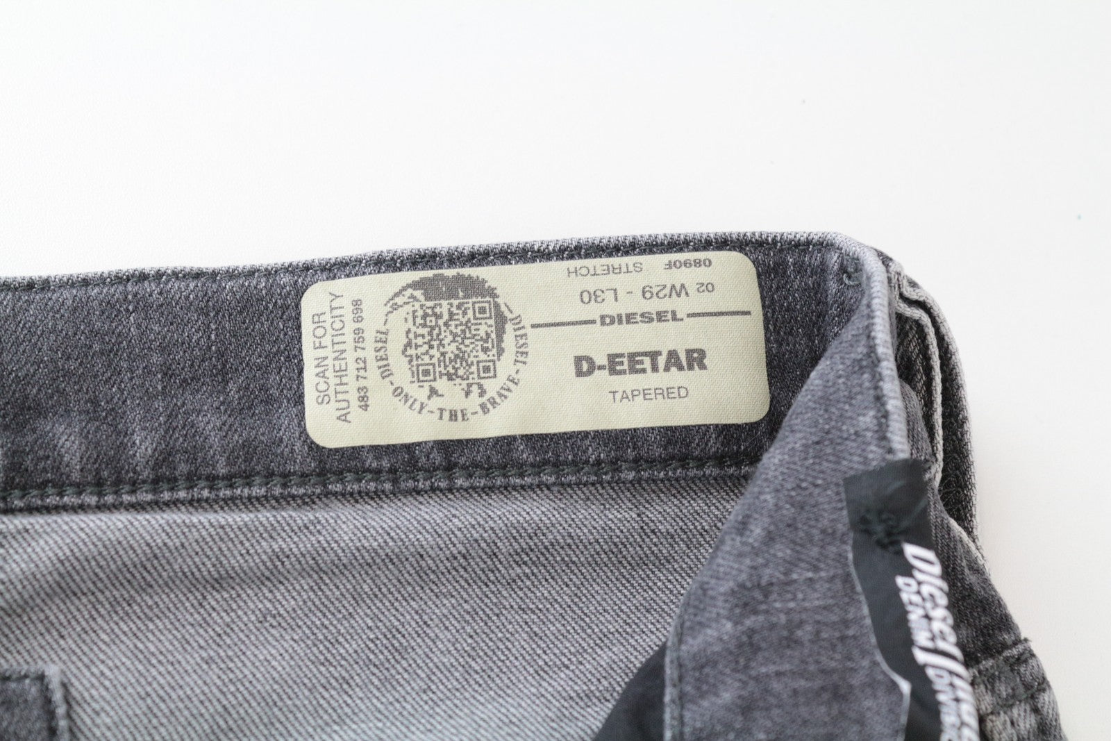 DIESEL D-Eetar 0890F W29/L30 Washed Ripped Grey Taper Jeans Stretch Cotton Men's