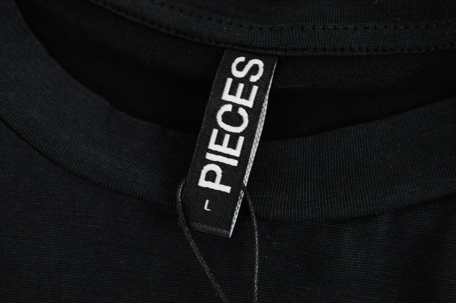 PIECES Women T-Shirt L Black Short Sleeved Bodystocking Curve Fit Round Neck