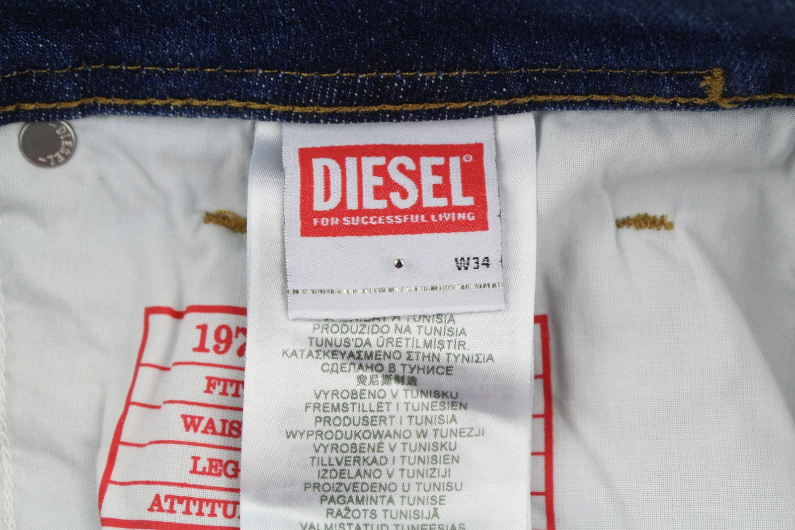 DIESEL 1979 Sleenker 09G35 Men Jeans W34/L30 Low Waist Skinny Blue RRP250
