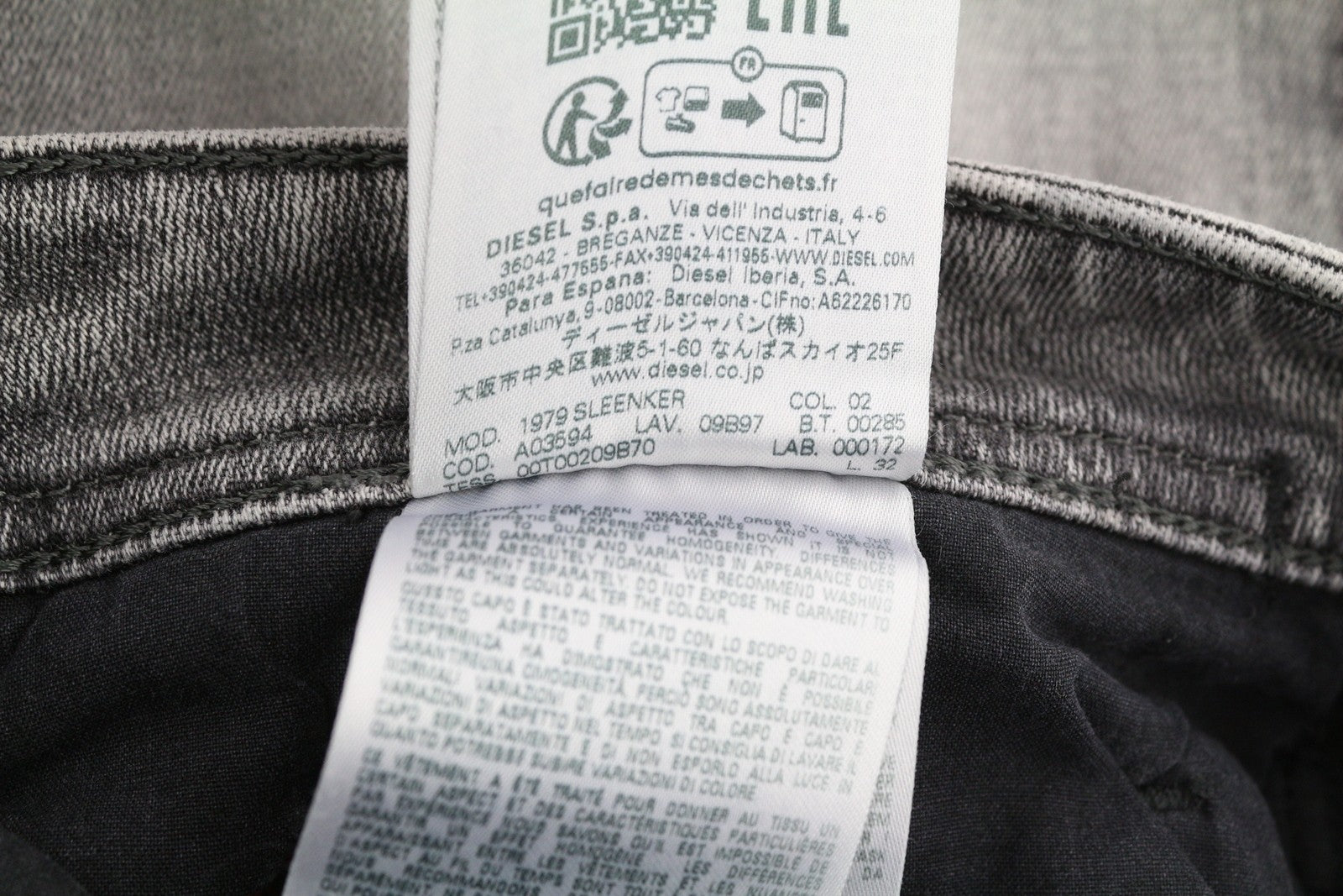 DIESEL 1979 Sleenker E9B97 Men Jeans W36/L32 Skinny Low Waist Distress RRP€250