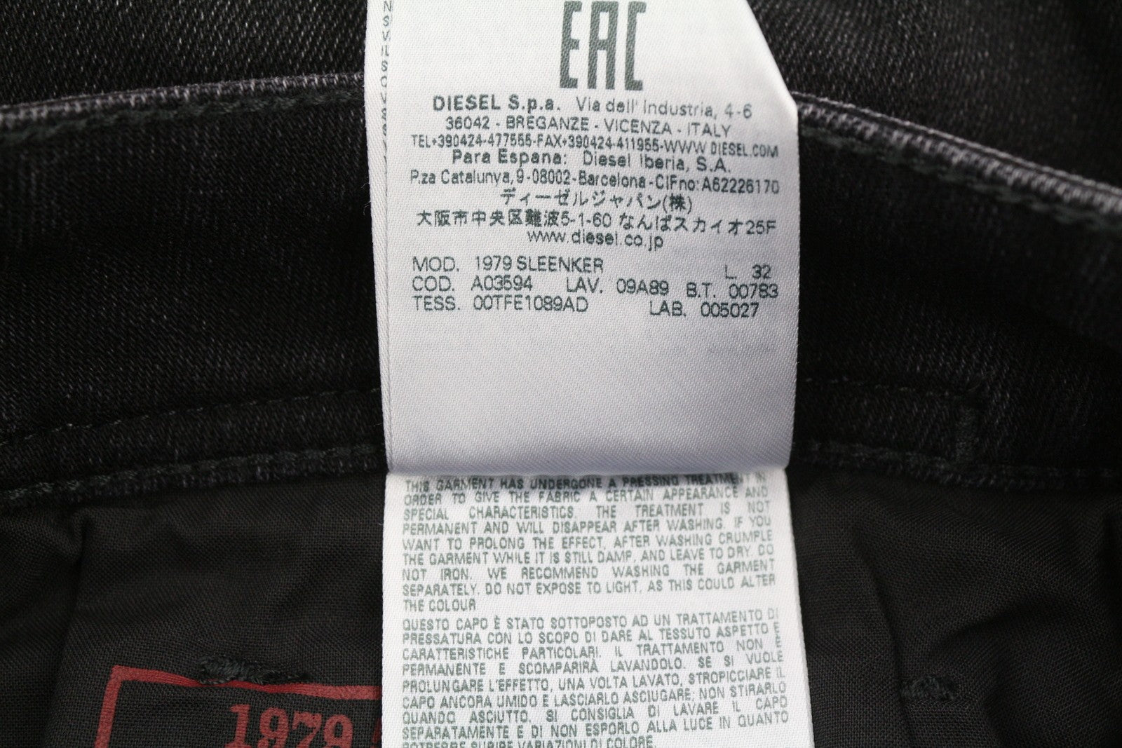 DIESEL 1979 Sleenker 09A89 Men Jeans W34/L32 Skinny Distress Black RRP275