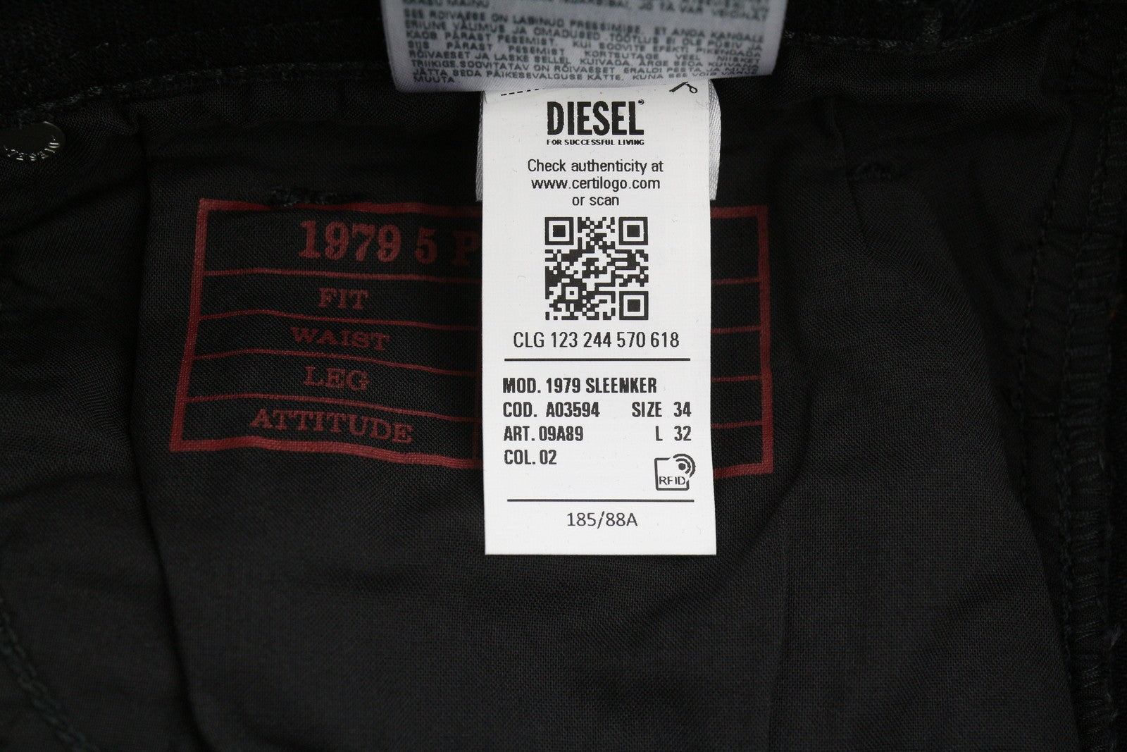 DIESEL 1979 Sleenker 09A89 Men Jeans W34/L32 Skinny Distress Black RRP275