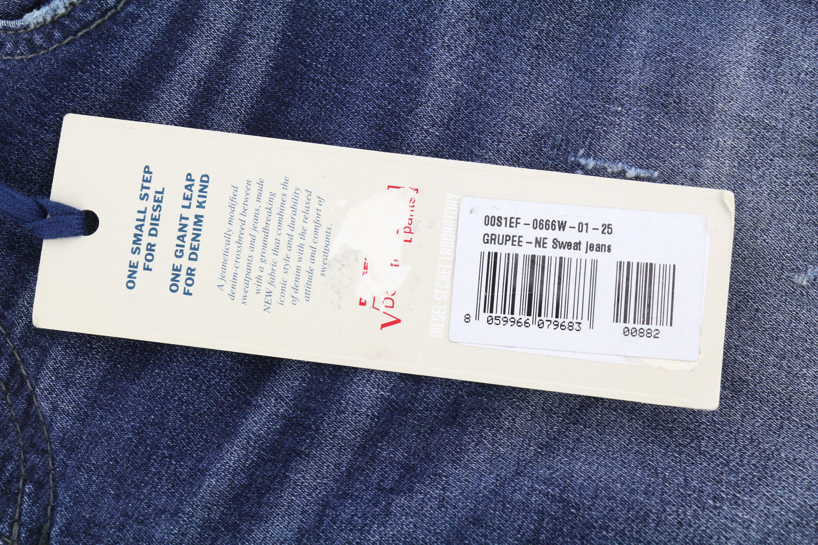 DIESEL Grupee-Ne 0666W Women Jeans W25 Jogg Denim Sweat Skinny Fit Washed Blue