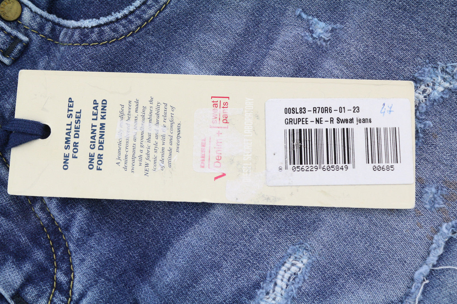DIESEL Grupee-Ne 0607U Women Jeans W23 Jogg Denim Sweat Skinny Fit Logo RRP€250