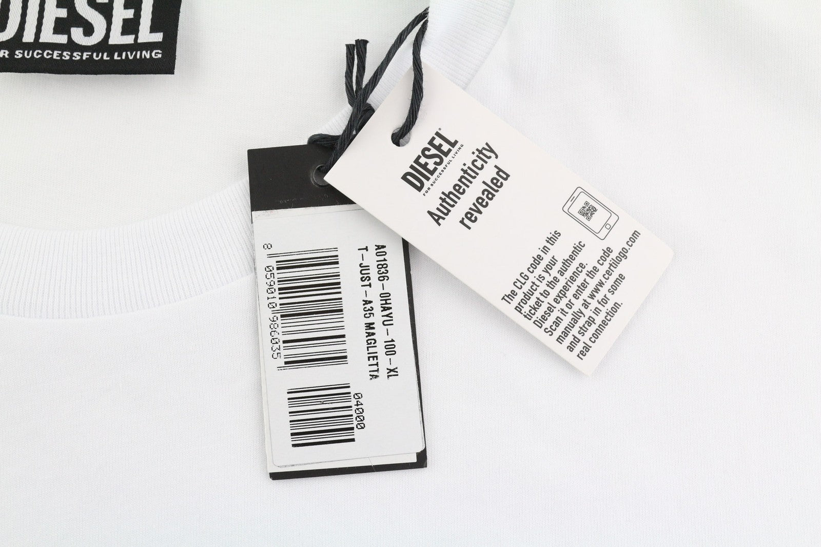 DIESEL T-Just-A35 vyriški marškinėliai XL dydžio, trumpomis rankovėmis, apvalia apykakle, priekyje, balti.