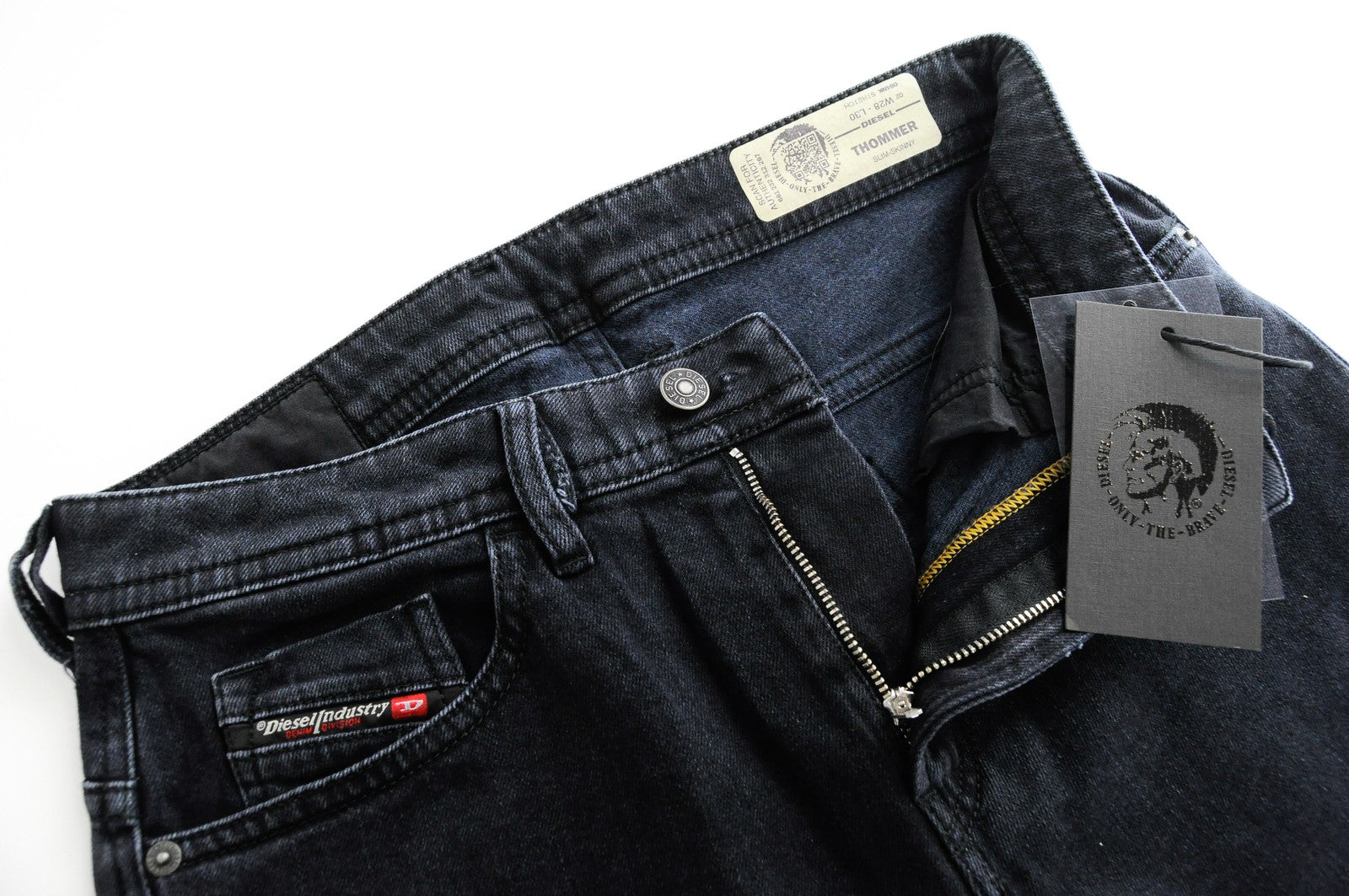 DIESEL Thommer 084NK mens Jeans W28/L30 Navy Slim  stretchy Cotton 5-Pocket