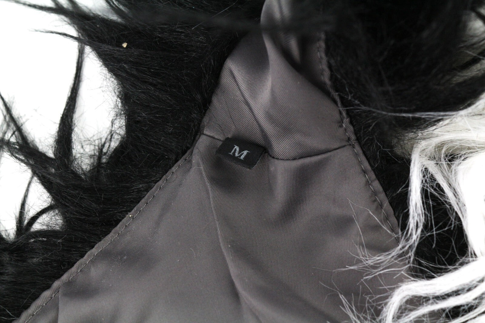 DIESEL L-Angus-A Women Waistcoat M Faux Fur Fluffy Striped Print Black & White