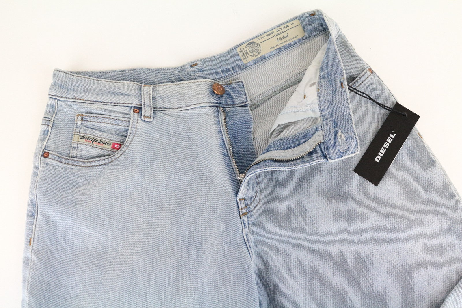 DIESEL Niclah 084RR Women's Straight Jeans W27/L32 High Waist Light Blue Denim