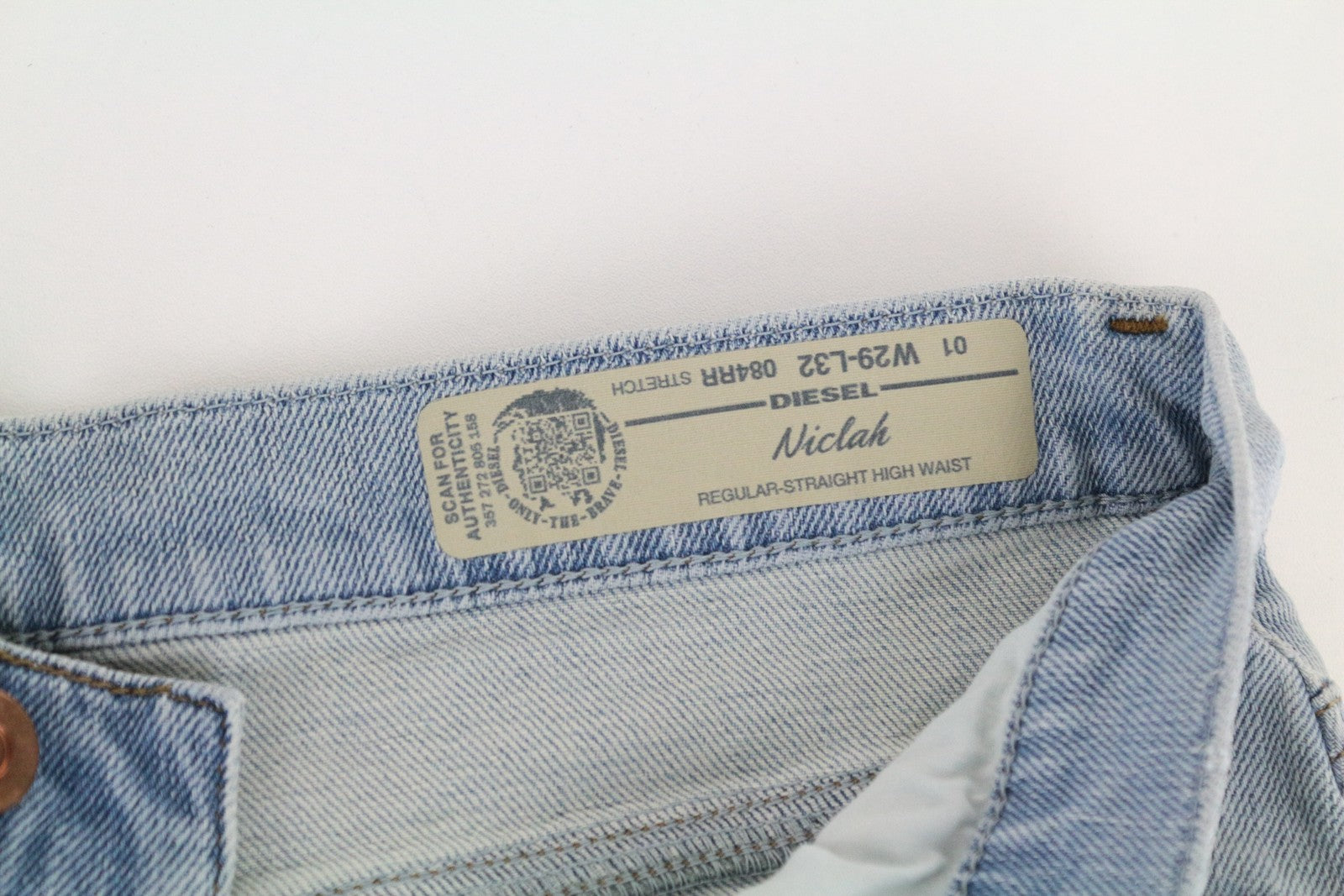 DIESEL Niclah 084RR Women's Straight Jeans W29/L32 High Waist Stretch Blue Fit