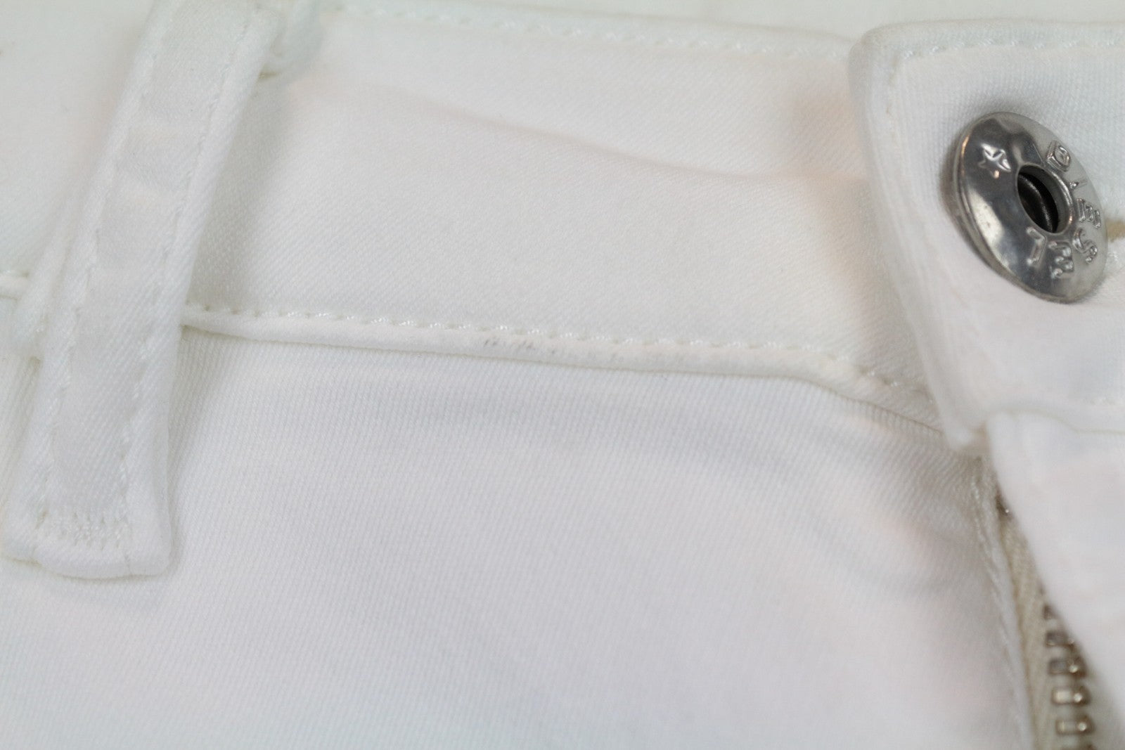 DIESEL Rizzo-NE 0672D W25 White Cotton Stretch Jogg Slim Fit Women's Jeans