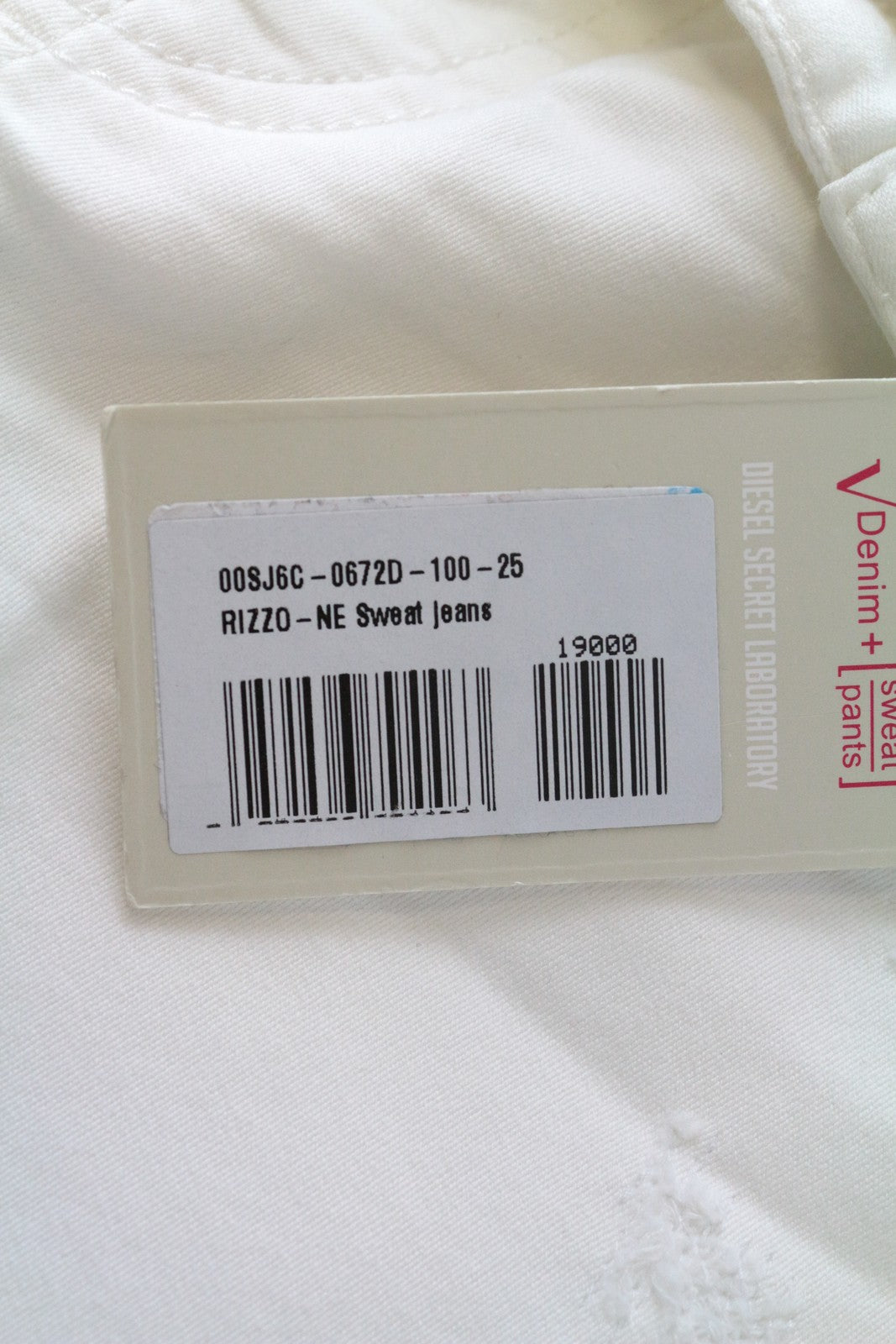 DIESEL Rizzo-NE 0672D W25 White Cotton Stretch Jogg Slim Fit Women's Jeans