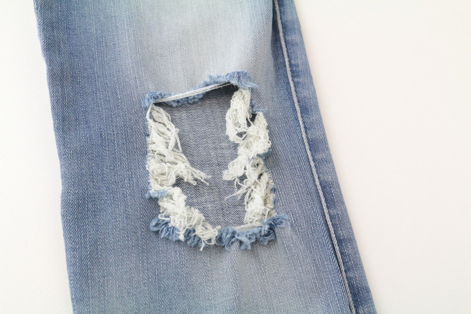 DIESEL Skinzee R4TM8 W26/L30 Blue Ripped Slim Skinny Stretch Fit Women's Jeans