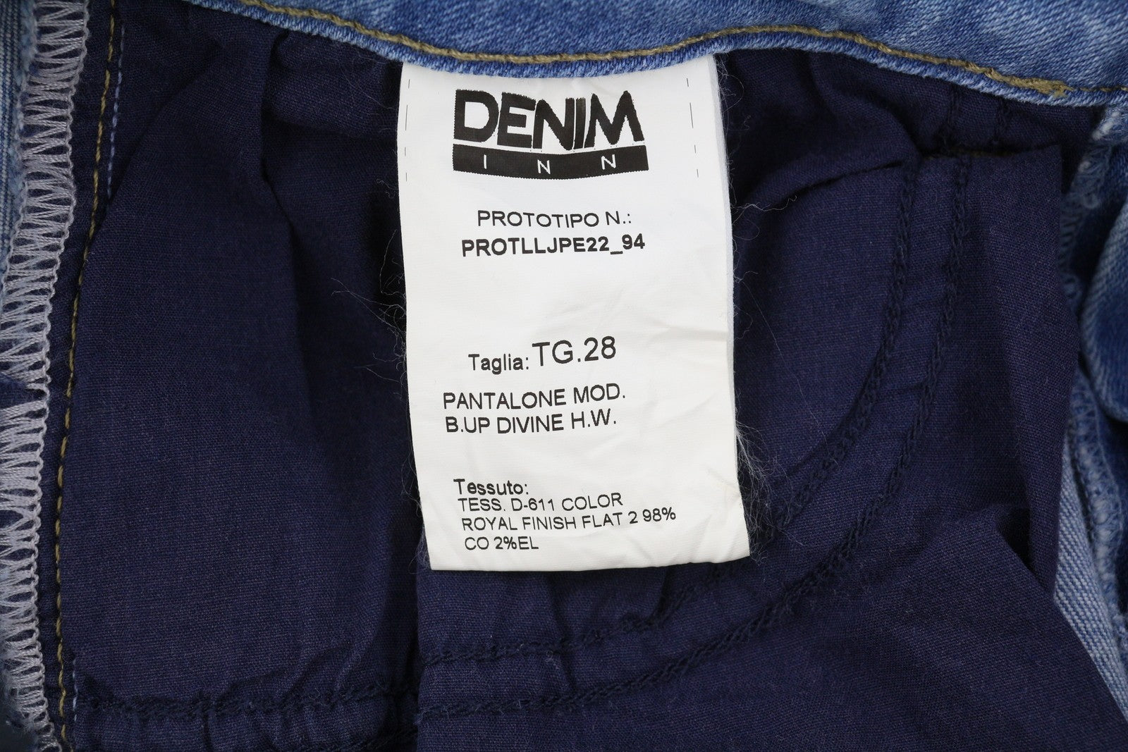 LIU JO Divine Women Jeans W28 Blue Skinny Fit Washed Rhinestone Unfinished Hems