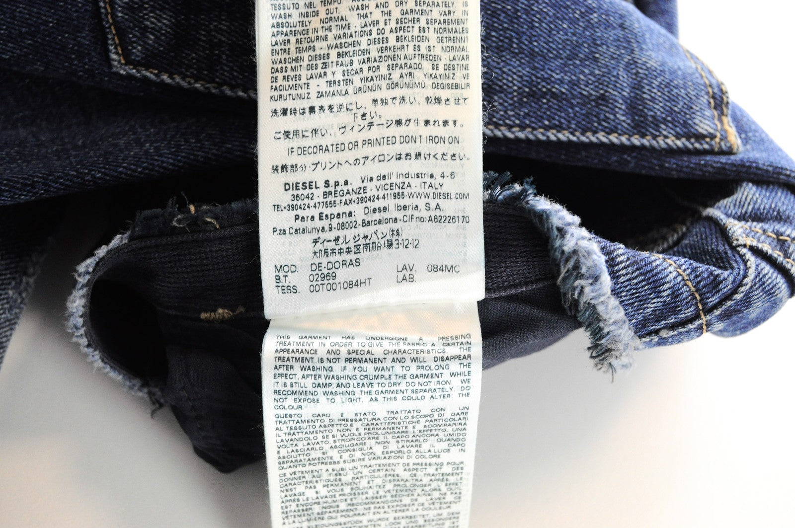 DIESEL De-Doras 084MC Womens's Jeans W27 Patched Flared Cropped Distressed