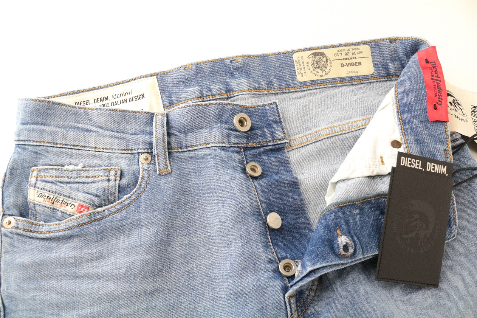 DIESEL D-Vider 081AL W28 L30 Men's Blue Carrot Fit  Stretch Light Jeans