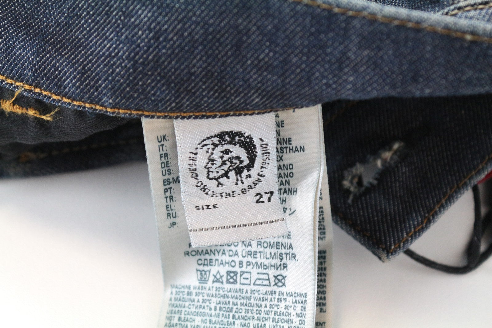 DIESEL D-Eetar 084ZU W27 L30 Carrot Fit Stretchy Blue Jeans Button Front Men