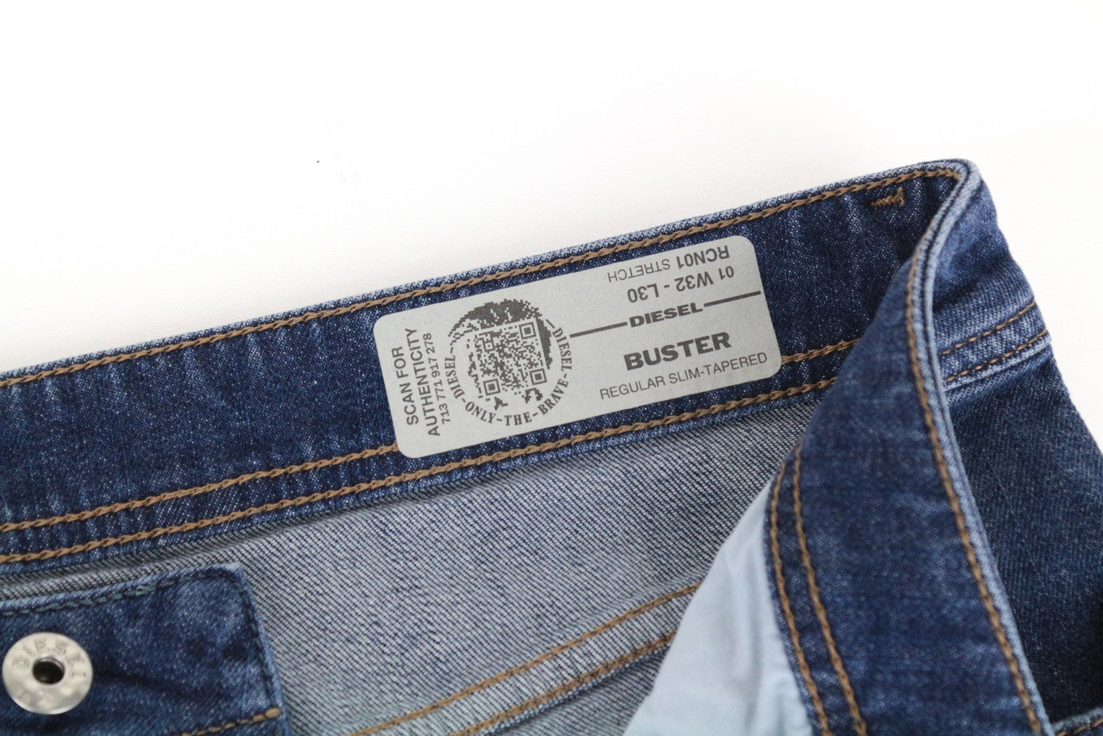 DIESEL Buster RCN01 W32 L30 Men's Ripped Cotton Blue Slim Tapered Fit Jeans